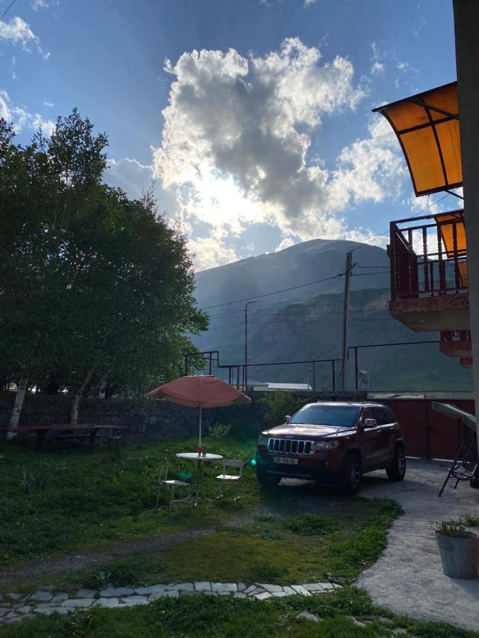 Waterfall Kazbegi Bagian luar foto